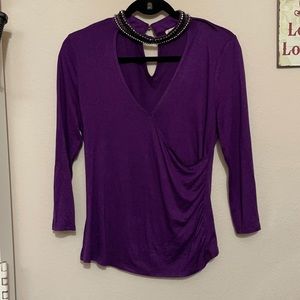 Sequin neck, v neck, mid sleeve top